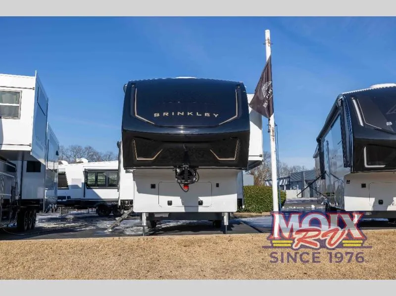 2026 Brinkley Model Z New    2700 - Photo 2