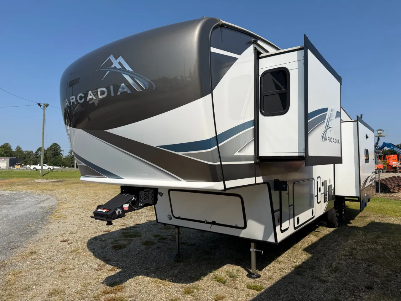 2024 Keystone Arcadia 3260RL - Photo 4
