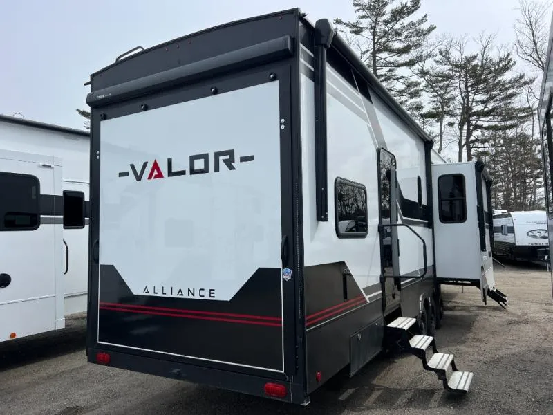 2026 Alliance RV Valor 44V14 - Photo 3