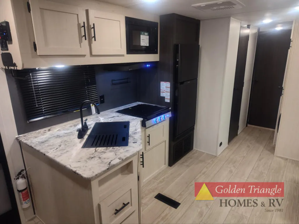 2027 Shasta I-5 530BQB, Photos photo 6