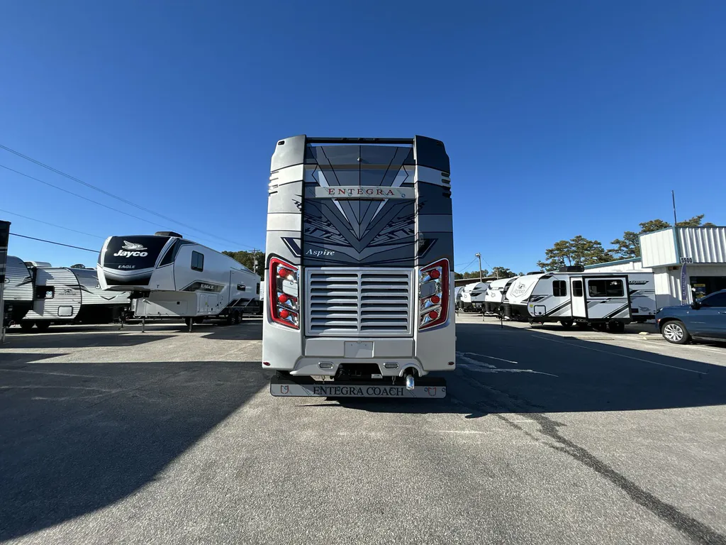 2026 Entegra Coach Aspire 44D, Photos photo 7