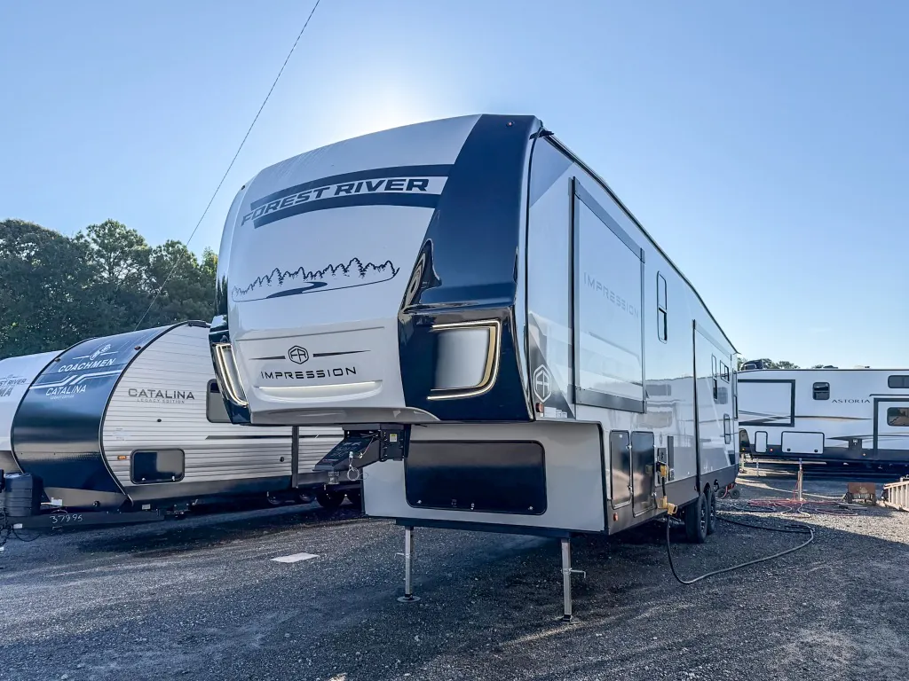 2027 Forest River Impression 318RL - Photo 4