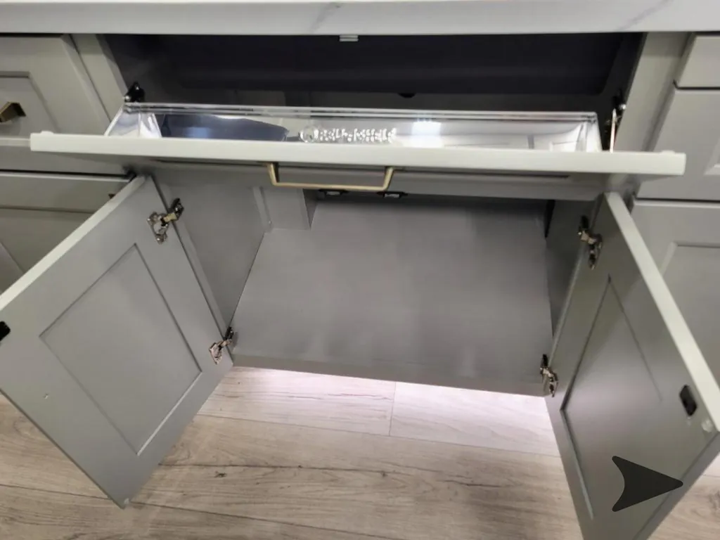 2026 Brinkley Model G 4100, Photos photo 28