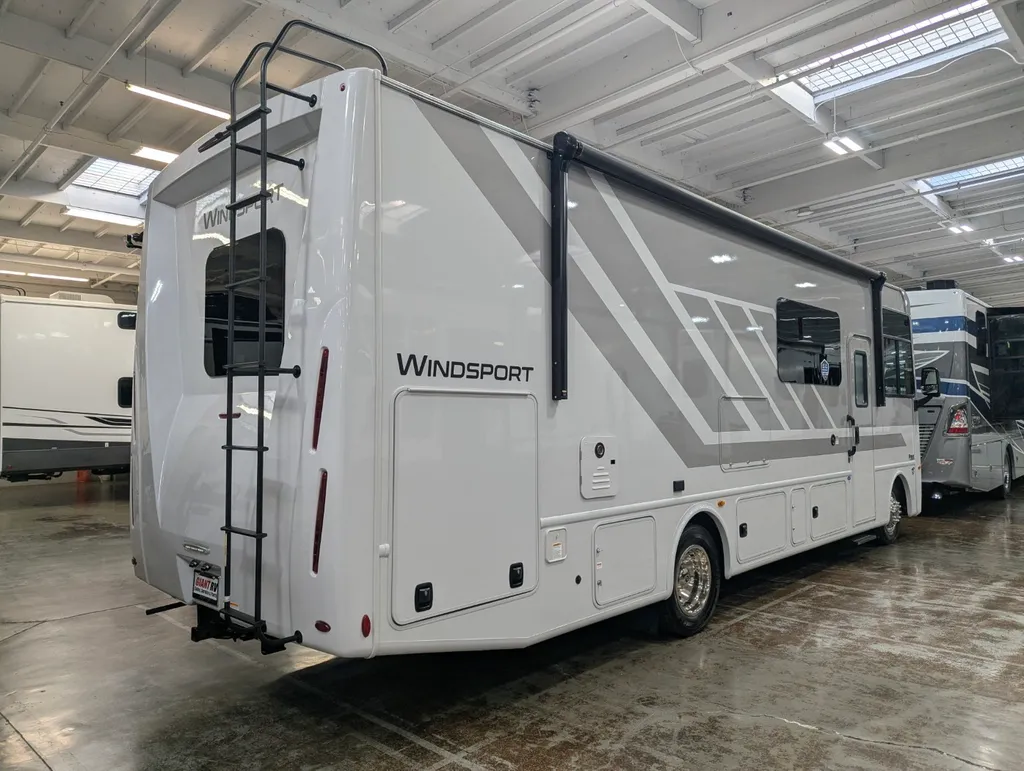 2026 Thor Motor Coach Windsport 29L, Photos photo 4