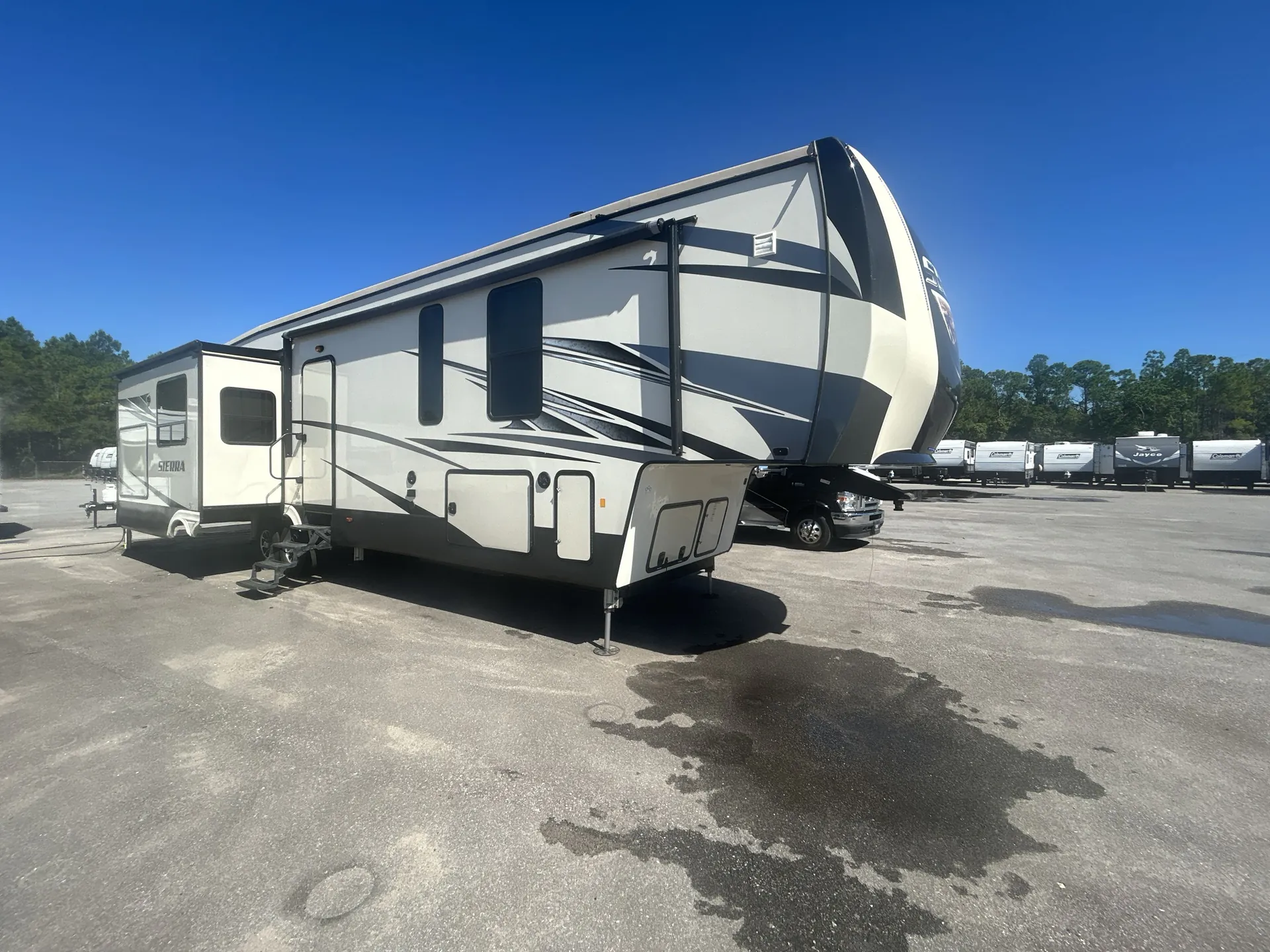 2018 Forest River Sierra 372LOK - Photo 2