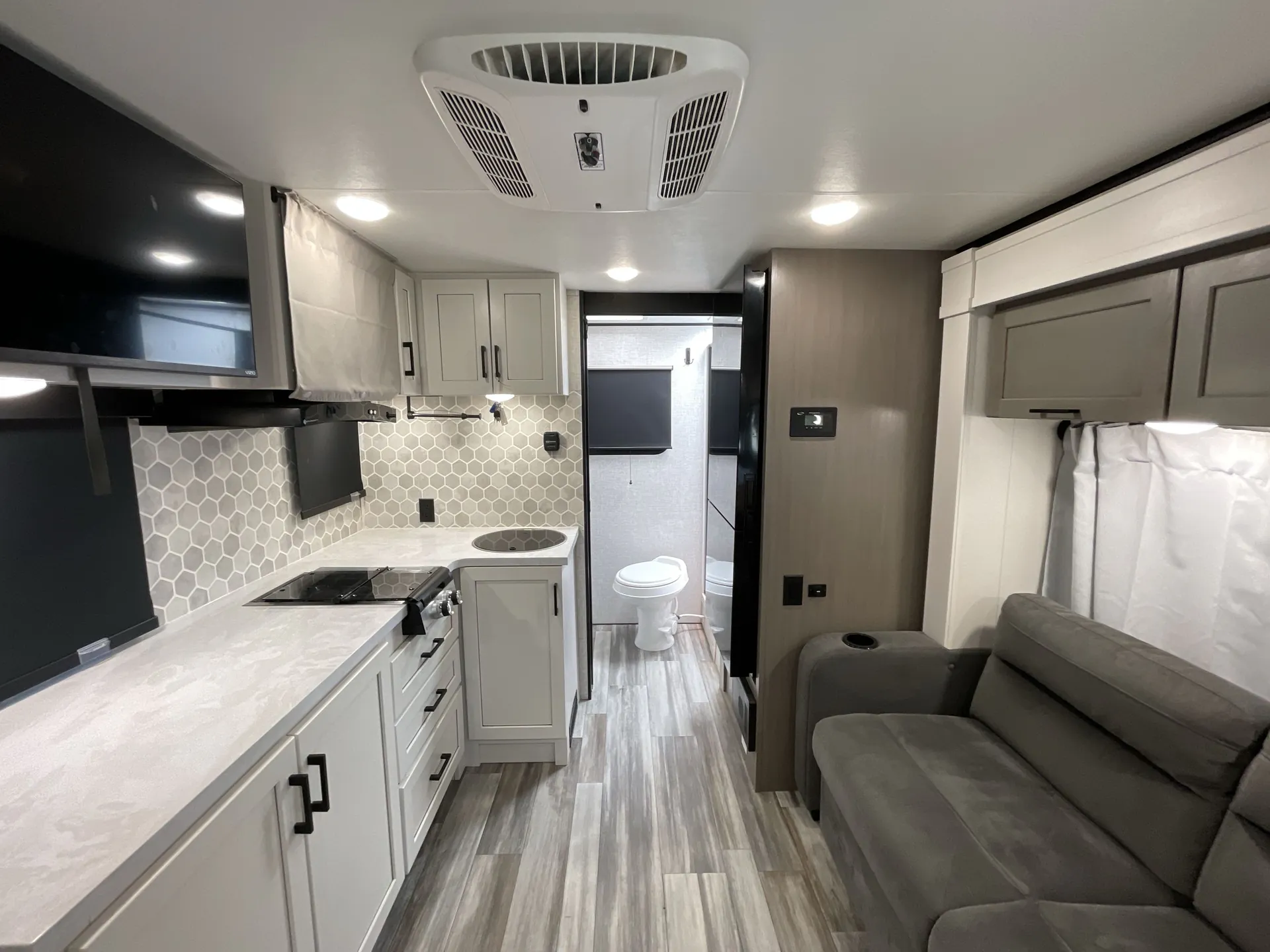 2025 Jayco Jay Feather Air 16RB — front