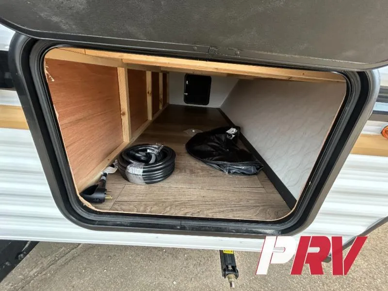 2027 Palomino Puma Camping Edition 18BHCE - Photo 4