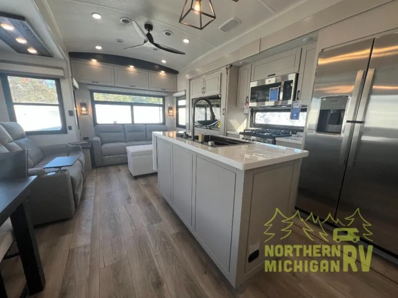 2026 Jayco North Point 377RLBH - Photo 3