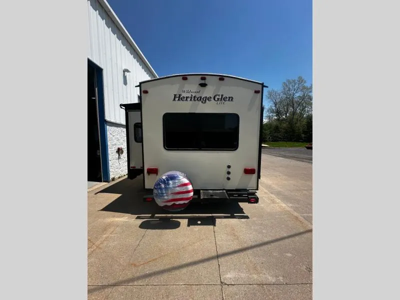 2018 Forest River RV Wildwood Heritage Glen 272RL - Photo 4