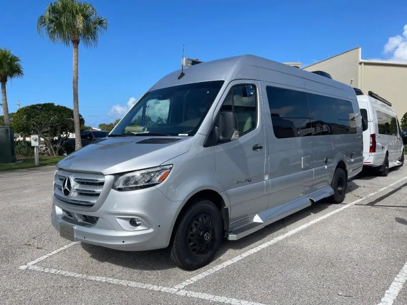 2025 Coachmen Galleria 24Q - Photo 4