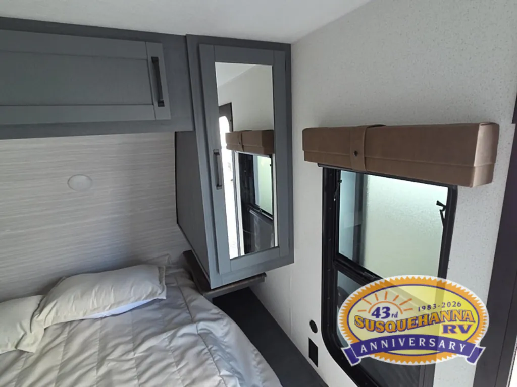 2027 Palomino Puma 337BH, Photos photo 14