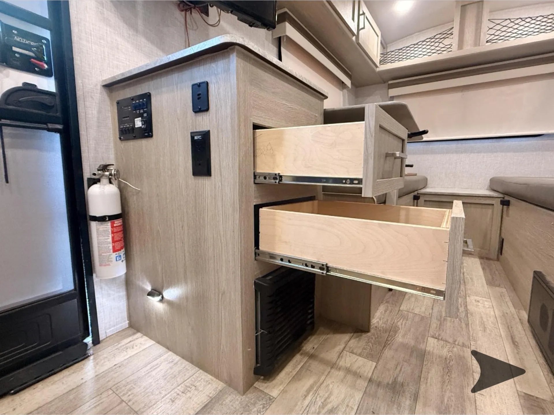 2022 Forest River Rockwood Geo Pro 15TB — Photo 7