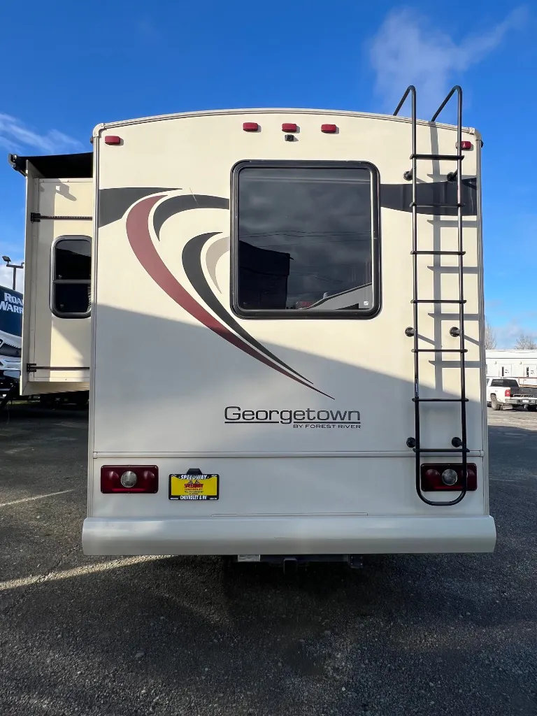 2018 Forest River Georgetown 3 Series GT3 30X3 — Photo 5