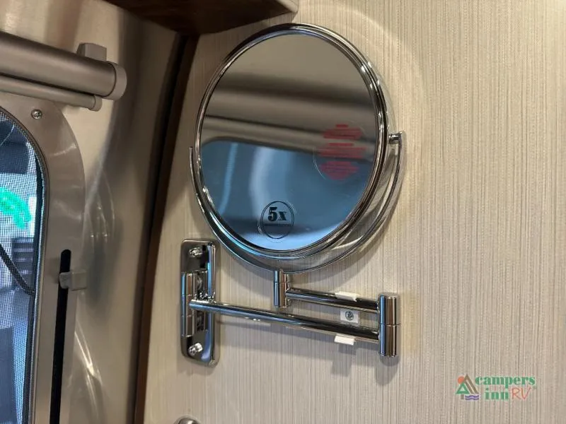 2026 Airstream Globetrotter 25FB - Photo 4