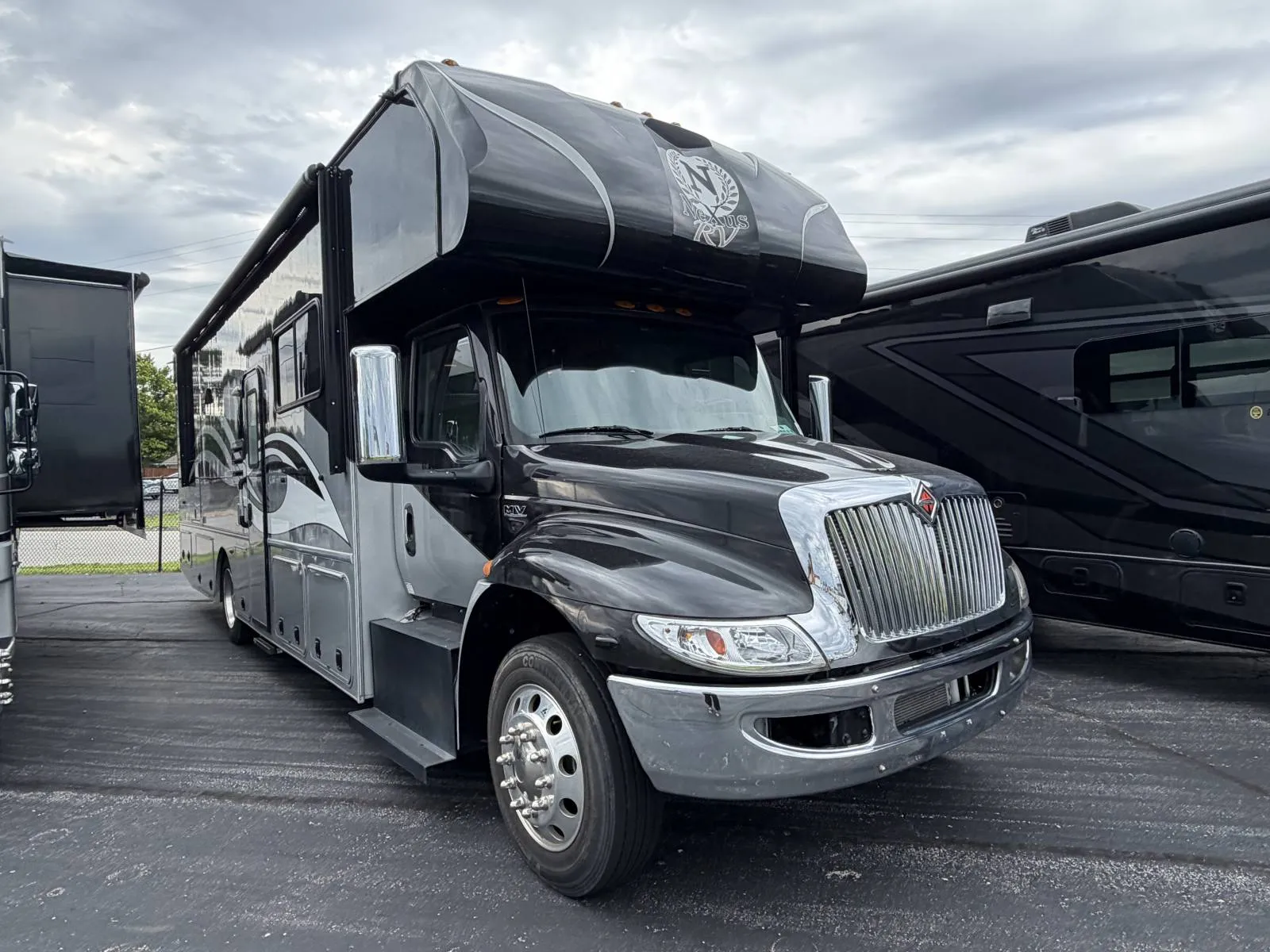 2020 Nexus Wraith 34W - Photo 2