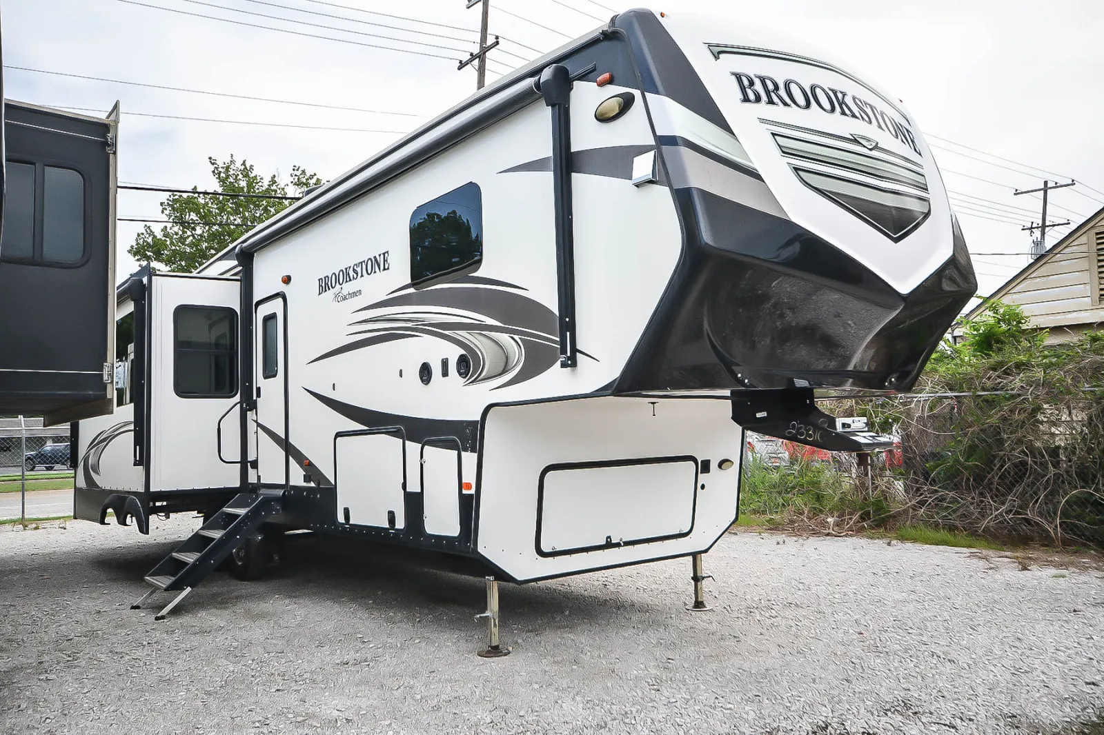 2020 Coachmen Brookstone 310 RL - Photo 3