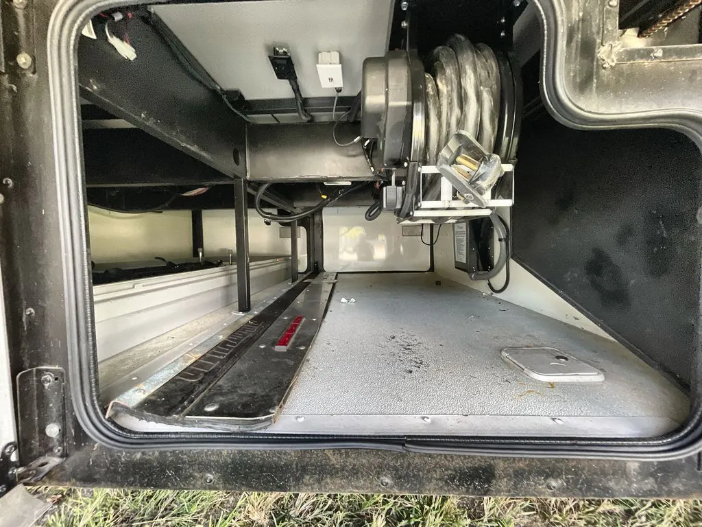 2019 Fleetwood Pace Arrow 38N, Photos photo 17