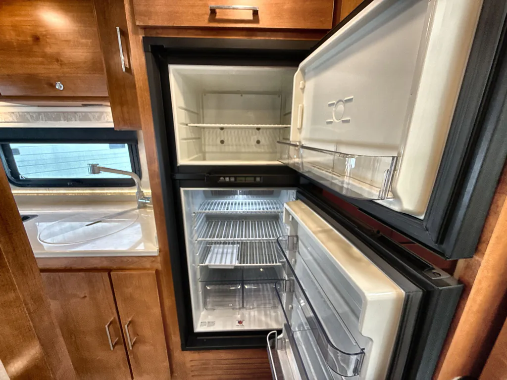 2019 Tiffin Wayfarer 25 QW, Photos photo 9