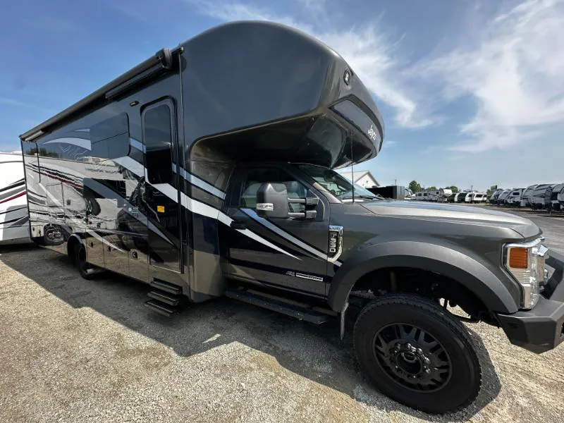 2023 Jayco Seneca XT 32U - Photo 2
