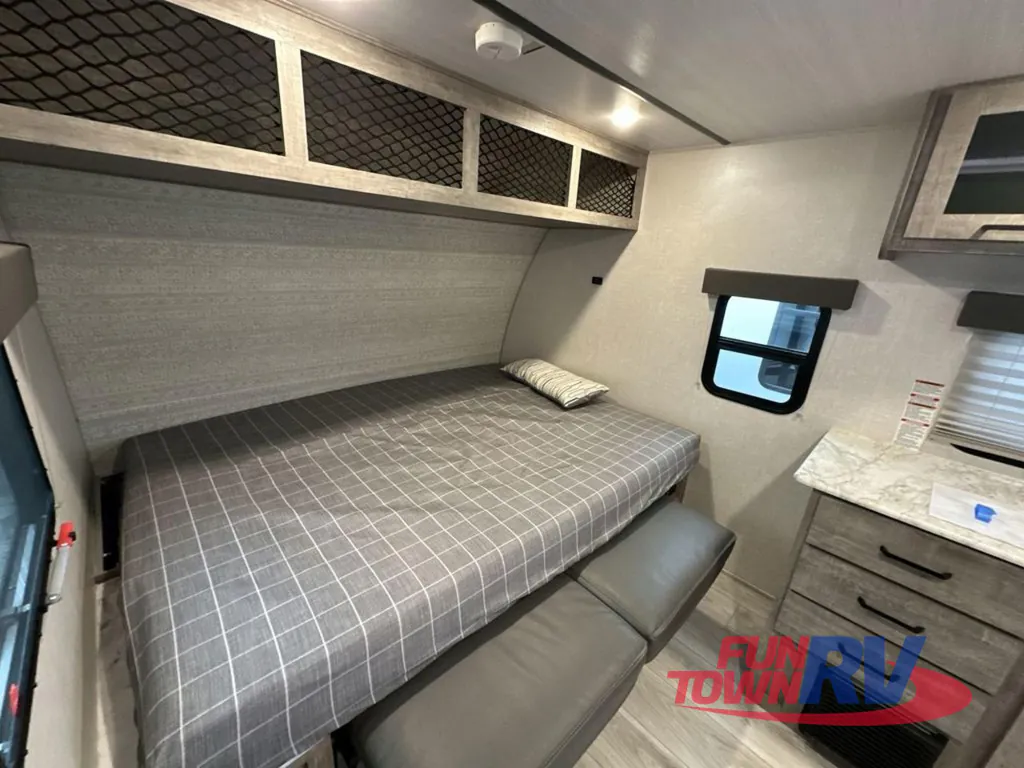 2023 Forest River RV Surveyor Legend X 17RBLX, Photos photo 21