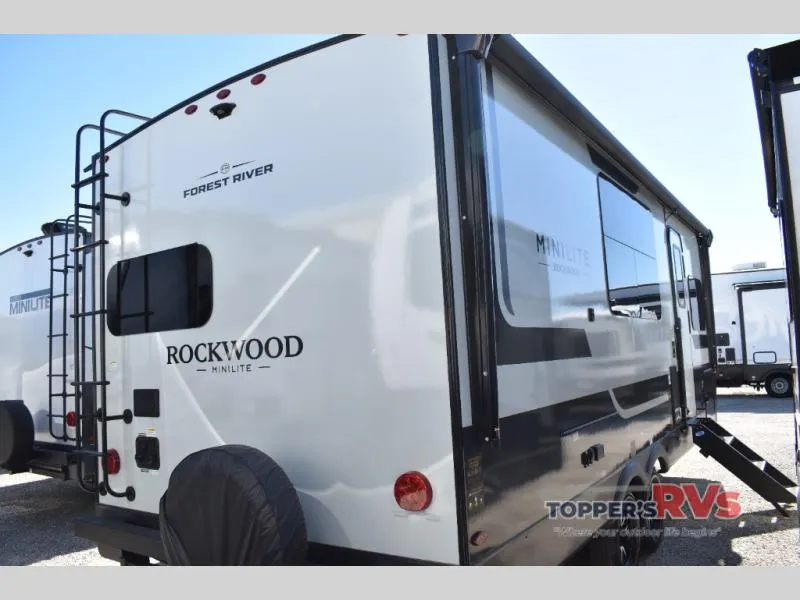 2026 Forest River Rockwood Mini Lite 2522FB - Photo 3