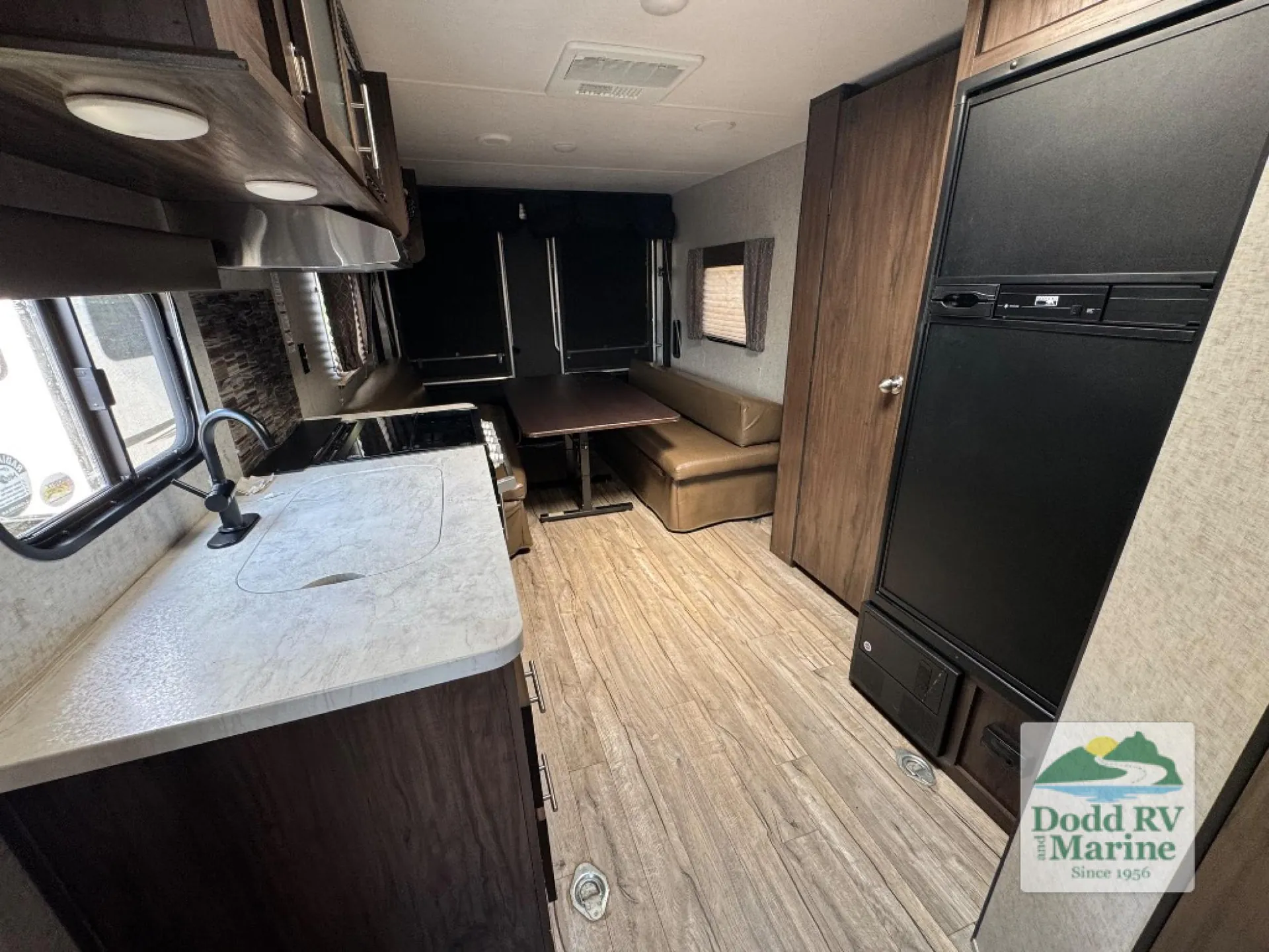 2018 Forest River Cherokee Grey Wolf 22RR - Photo 3