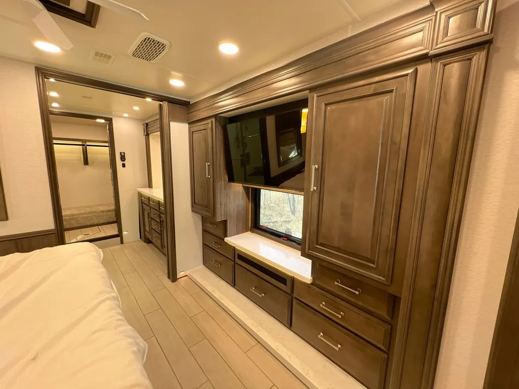2026 Entegra Coach Aspire 44D, Photos photo 17