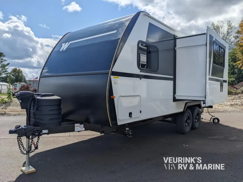 2026 Winnebago Micro Minnie 2108TB - Photo 3