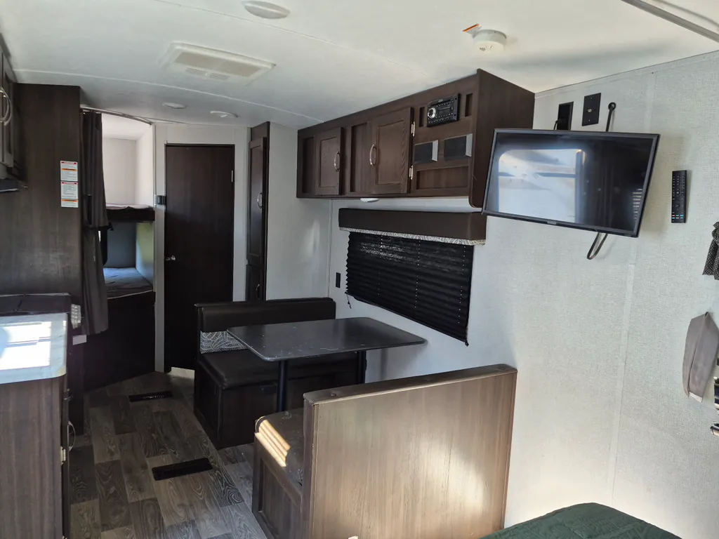 2020 Keystone Springdale 220BHWE, Photos photo 16