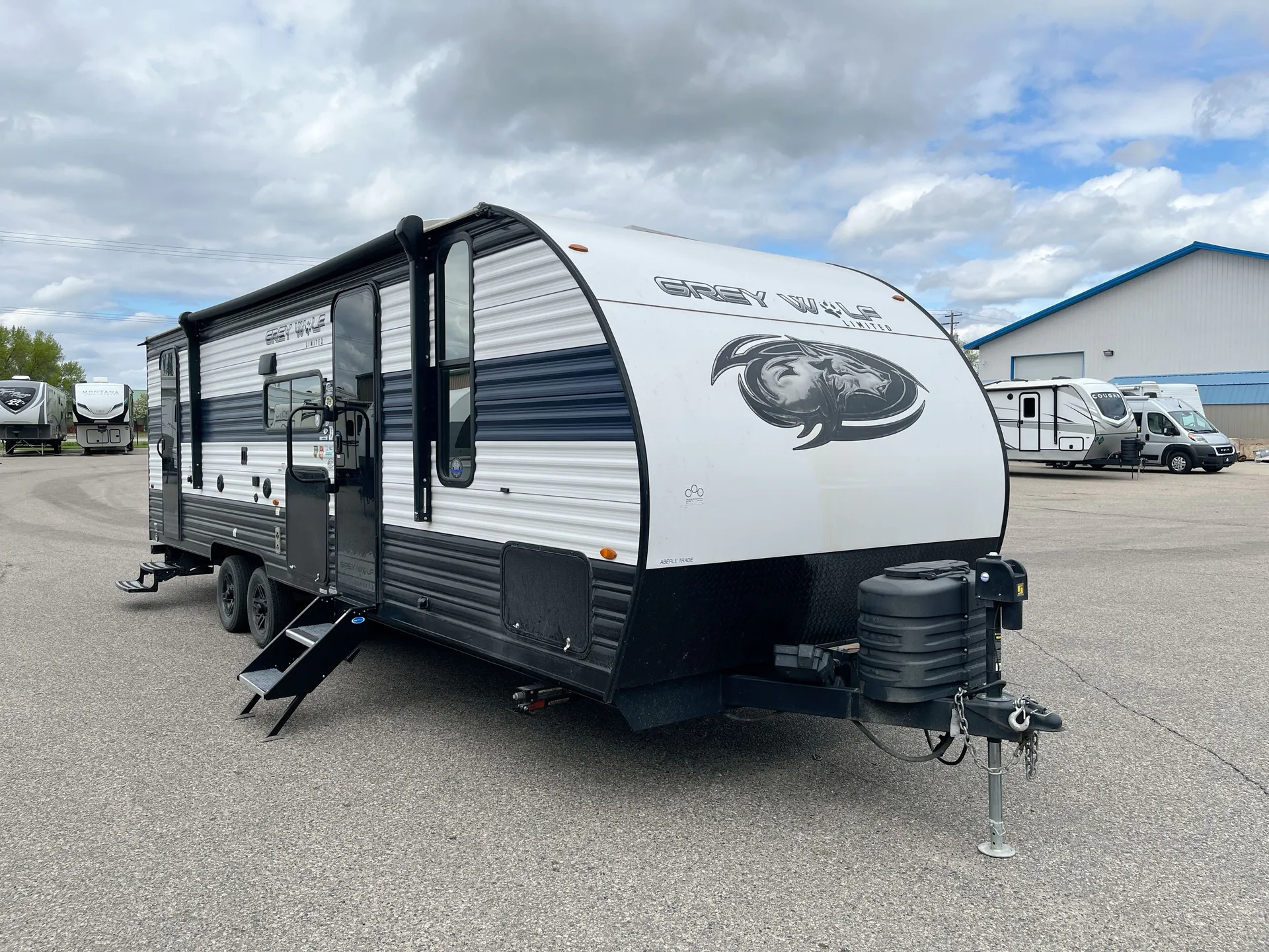 2023 Forest River Cherokee Grey Wolf 26DBH - Photo 2