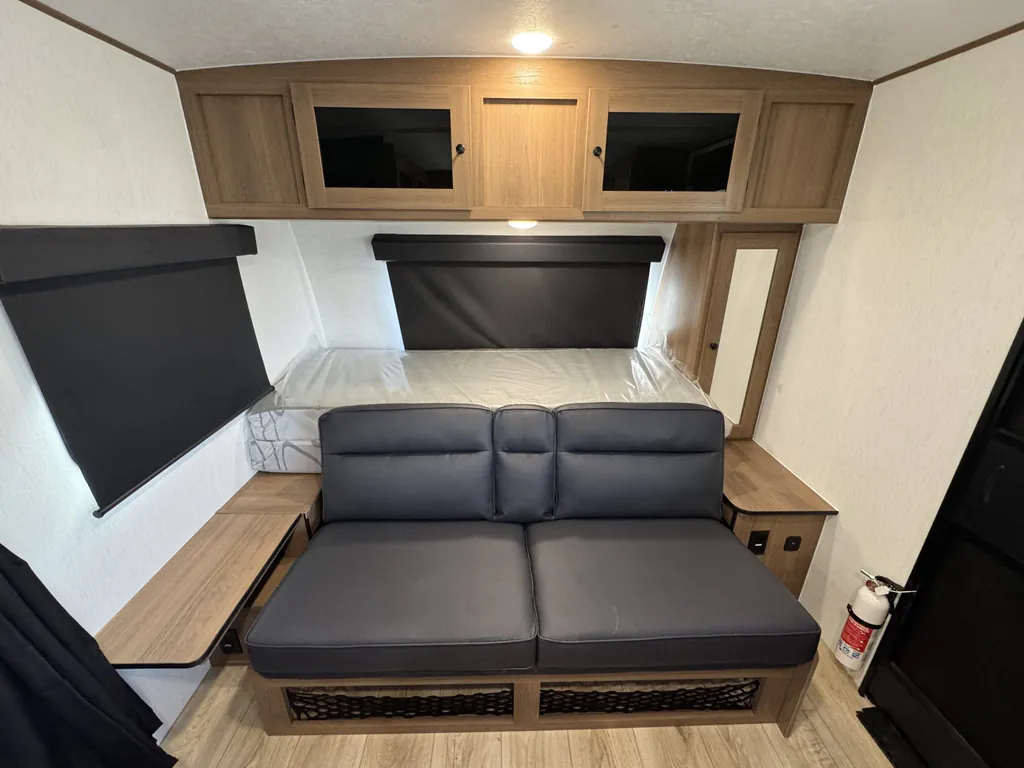 2027 Coachmen Apex Nano 186BH, Photos photo 8