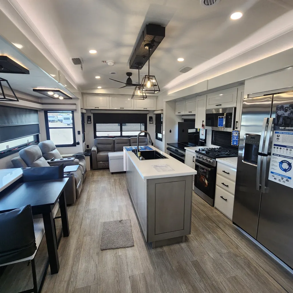 2026 Jayco Pinnacle 36FBTS, Photos photo 18