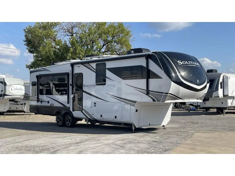 2026 Grand Design Solitude 370DV - Photo 3