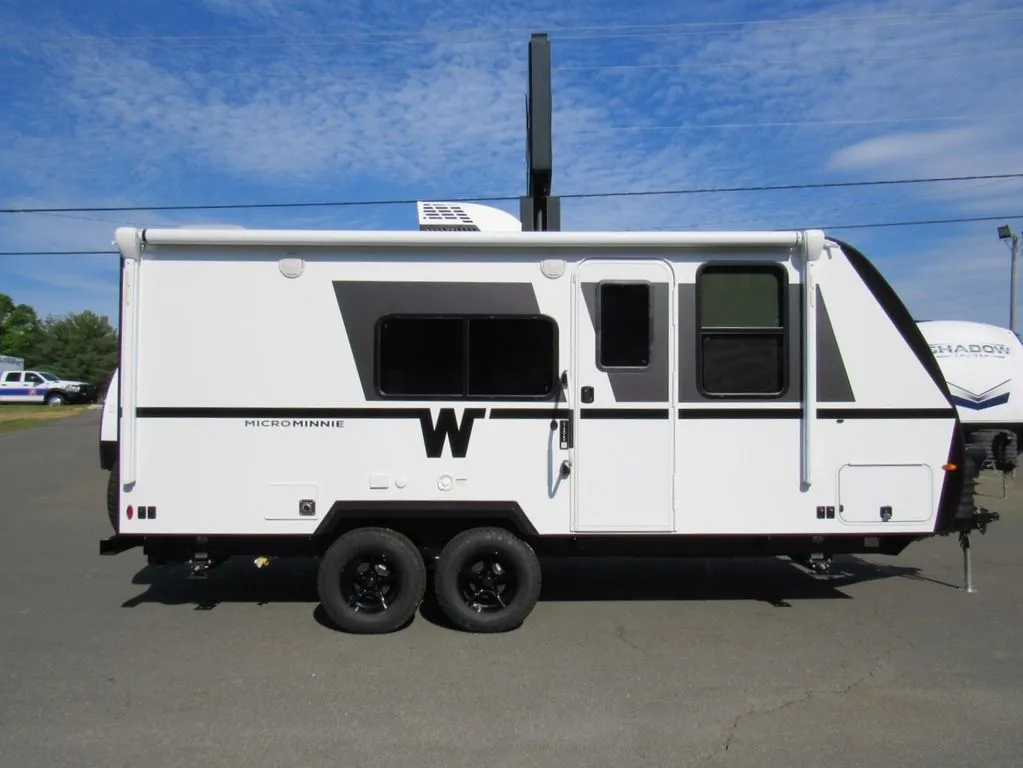 2026 Winnebago Micro Minnie 2108FBS - Photo 2