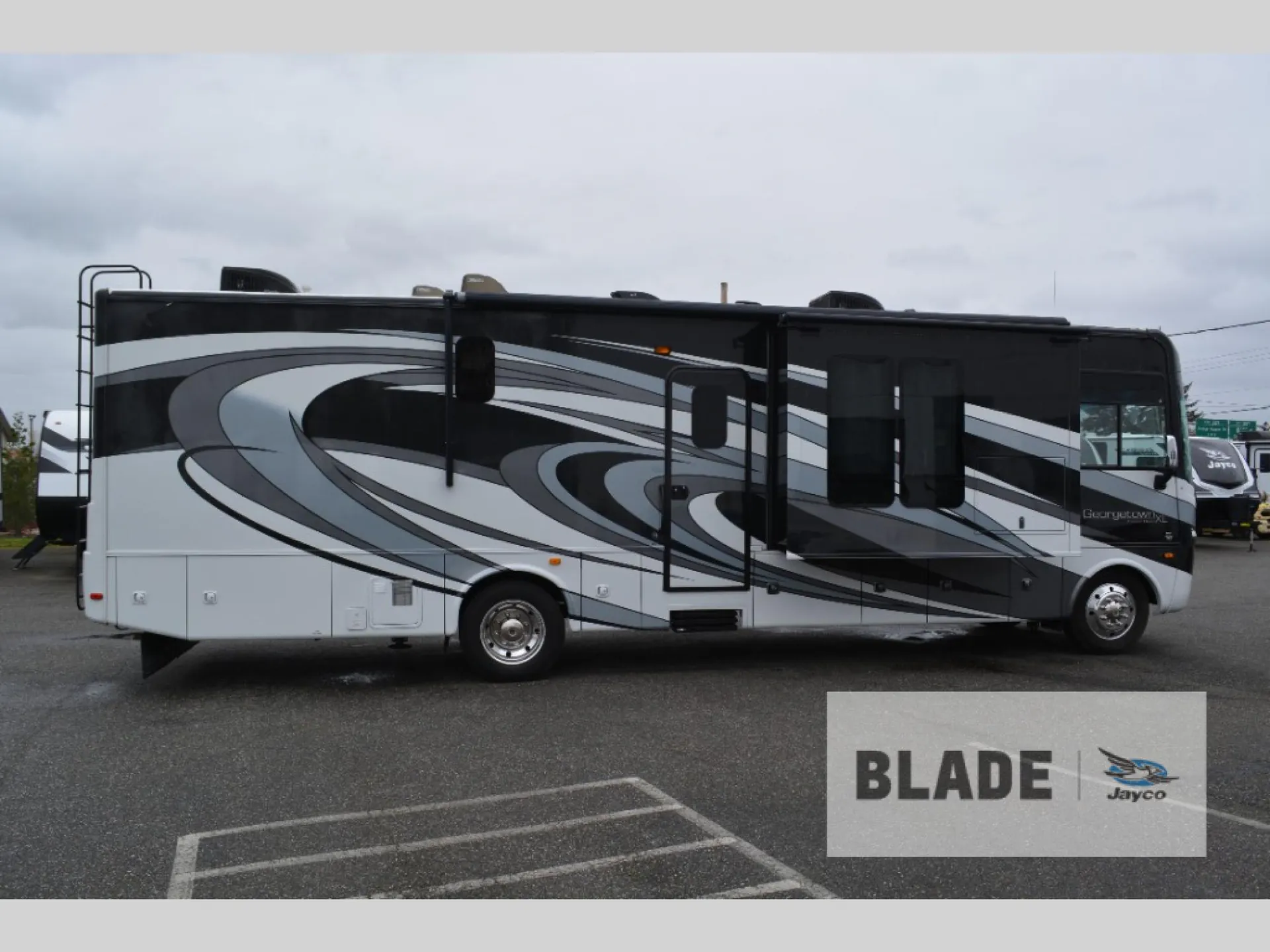 2017 Forest River Georgetown XL 378TS - Photo 3