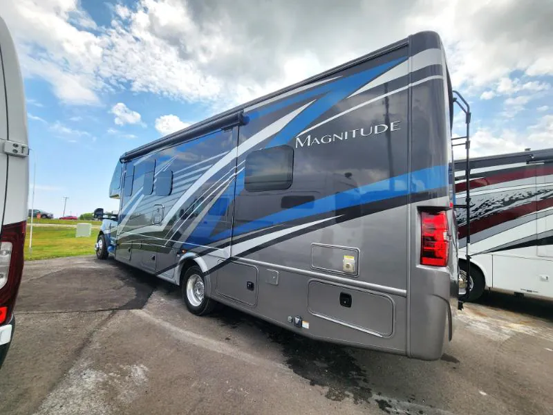 2022 Thor Motor Coach Magnitude Super C XG32, Photos photo 61