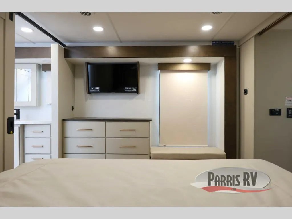 2027 Alliance RV Paradigm 370FB - Photo 4