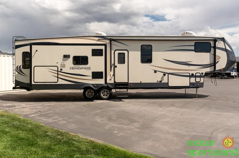 2018 Forest River Salem Hemisphere GLX 368RLBHK - Photo 2