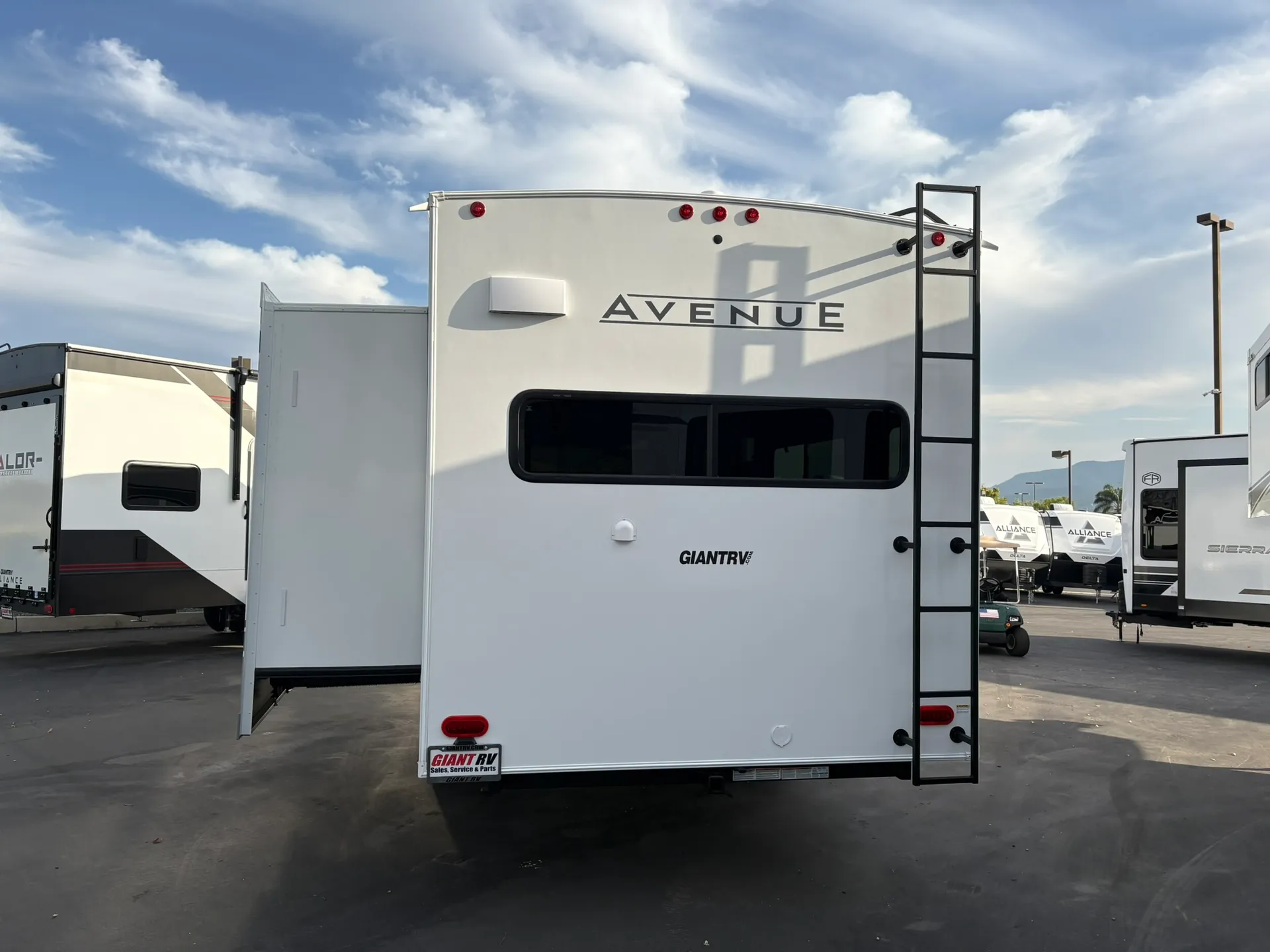 2026 Alliance RV Avenue 23ML - Photo 4