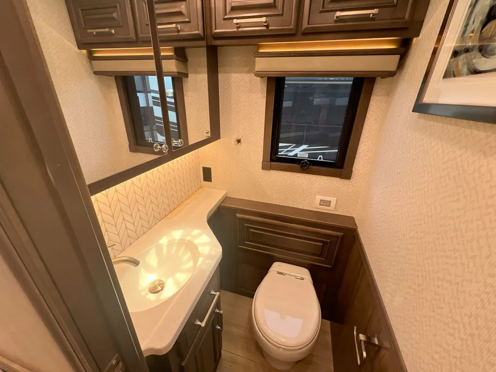 2026 Entegra Coach Aspire 44D, Photos photo 10