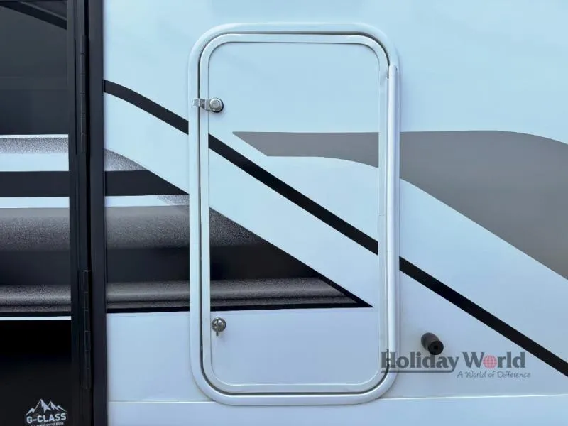 2027 Grand Design Solitude 3904BH - Photo 2