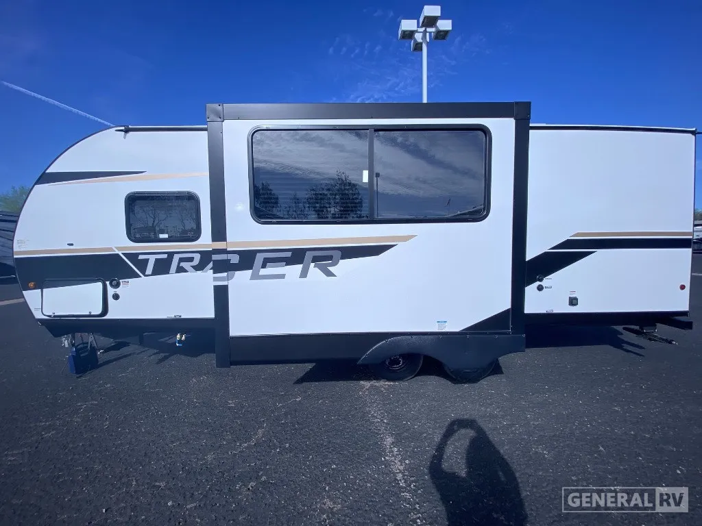 2025 Prime Time Tracer LE 240BHSLE - Photo 4
