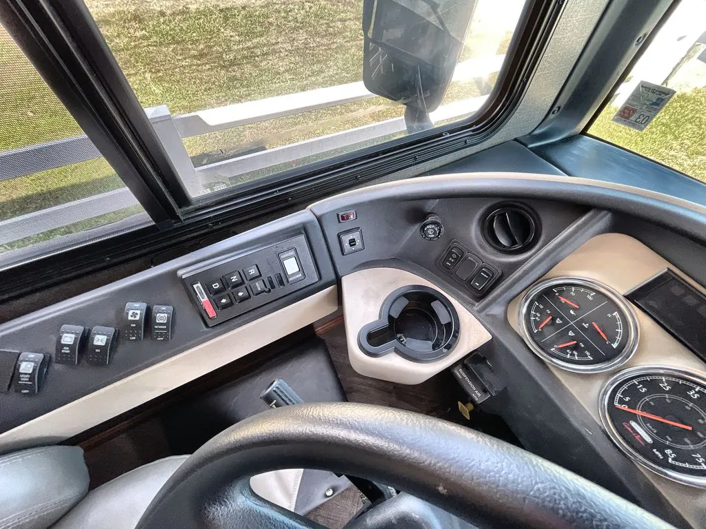 2019 Fleetwood Pace Arrow 38N, Photos photo 42