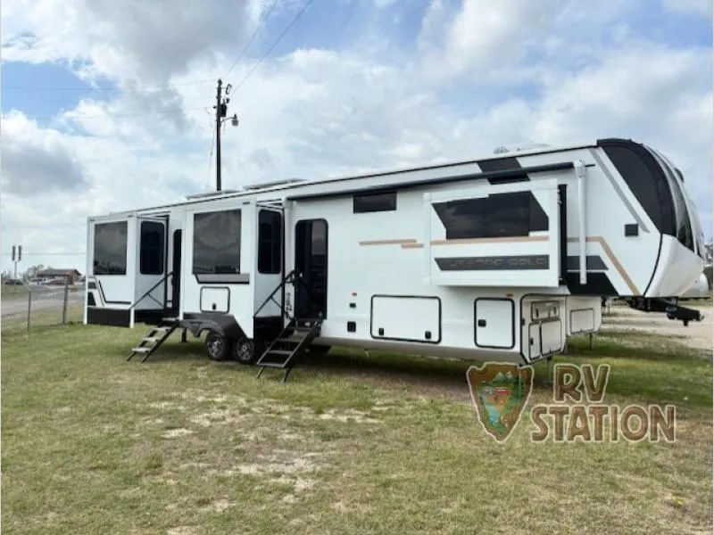 2026 KZ Durango Gold 393MKF - Main photo