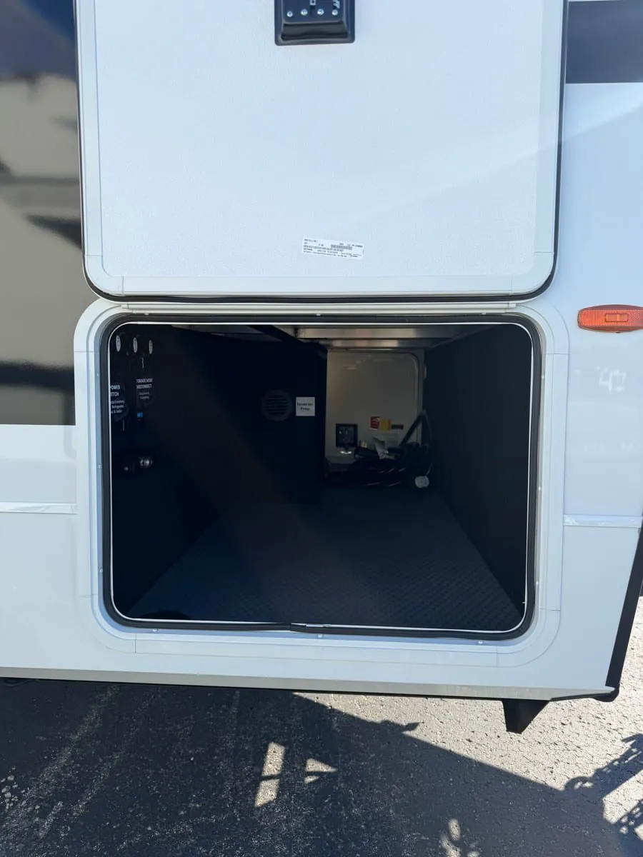2027 Brinkley Model I 290, Photos photo 11