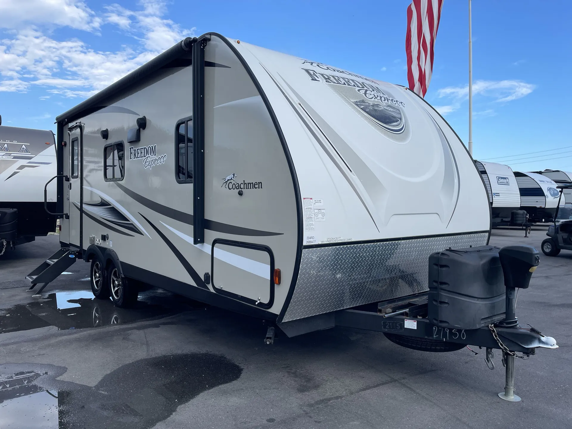 2017 Coachmen Freedom Express Ultra Lite 204 RD - Photo 2