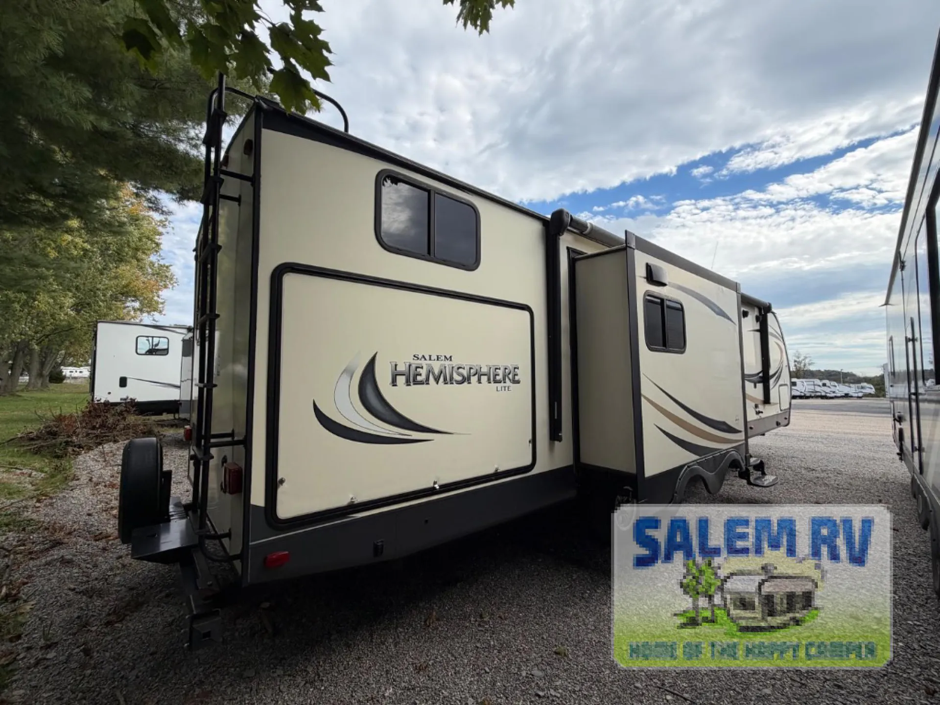 2018 Forest River Salem Hemisphere Lite 300BH — Photo 6