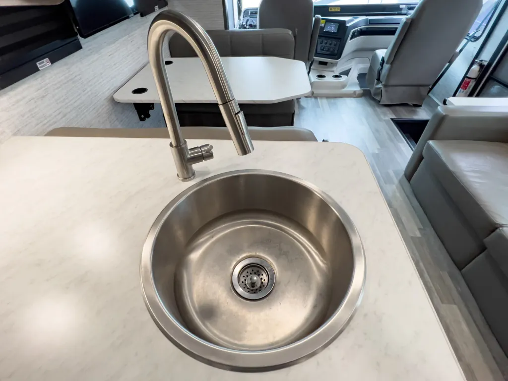 2025 Entegra Coach Vision 27A, Photos photo 9