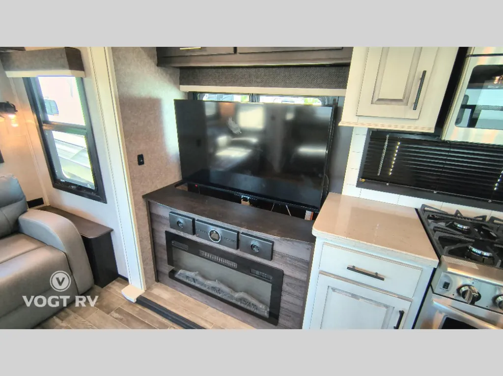 2021 Jayco North Point 387FBTS, Photos photo 22