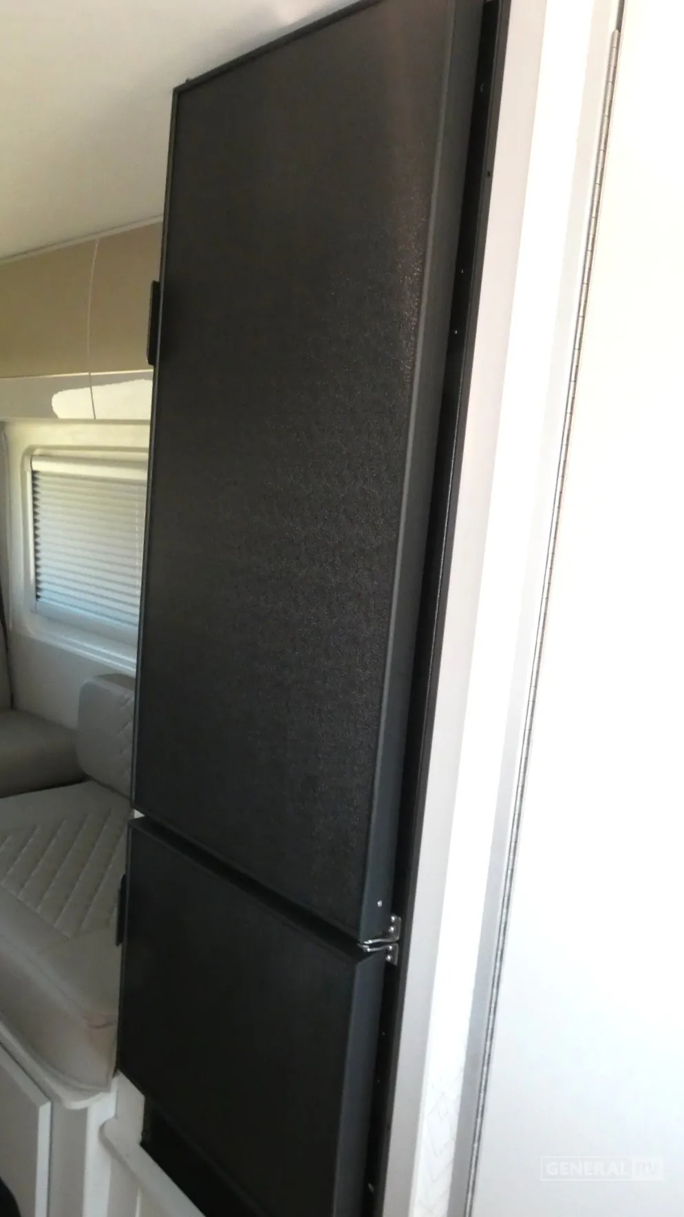 2027 Thor Motor Coach Tellaro 20Y, Photos photo 21